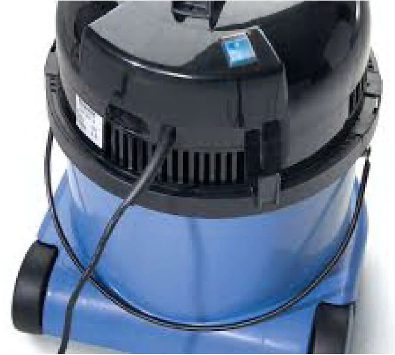 Wet and dry canister vacuum Charles Numatic